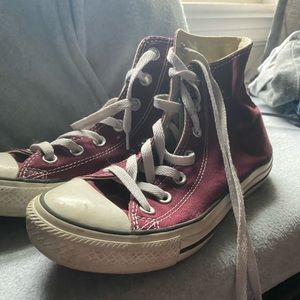 Maroon Women’s Converse